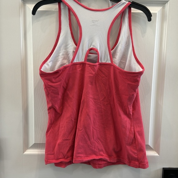 🩶 3/$15 🩶 Athletic Top - Picture 4 of 4